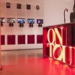 Hotel Du Triangle D\'Or