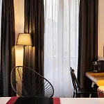 Hotel Du Triangle D'or - Proche Madeleine Paris