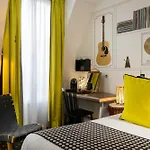 Du Triangle D'or - Proche Madeleine Hotel 3*