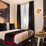 Du Triangle D'or - Proche Madeleine Hotel