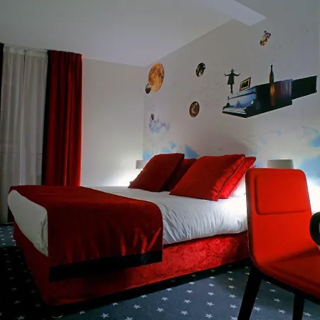 Du Triangle D'or - Proche Madeleine Hotel Parigi