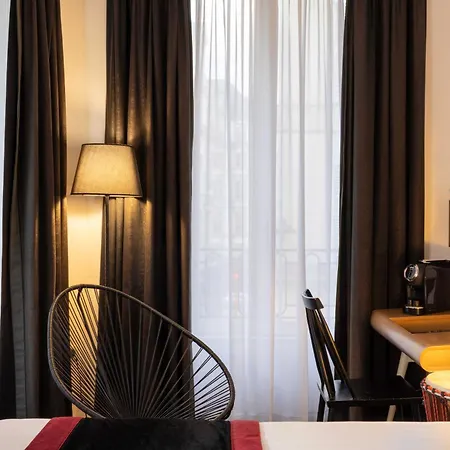 Hotel Du Triangle D'or - Proche Madeleine Parigi