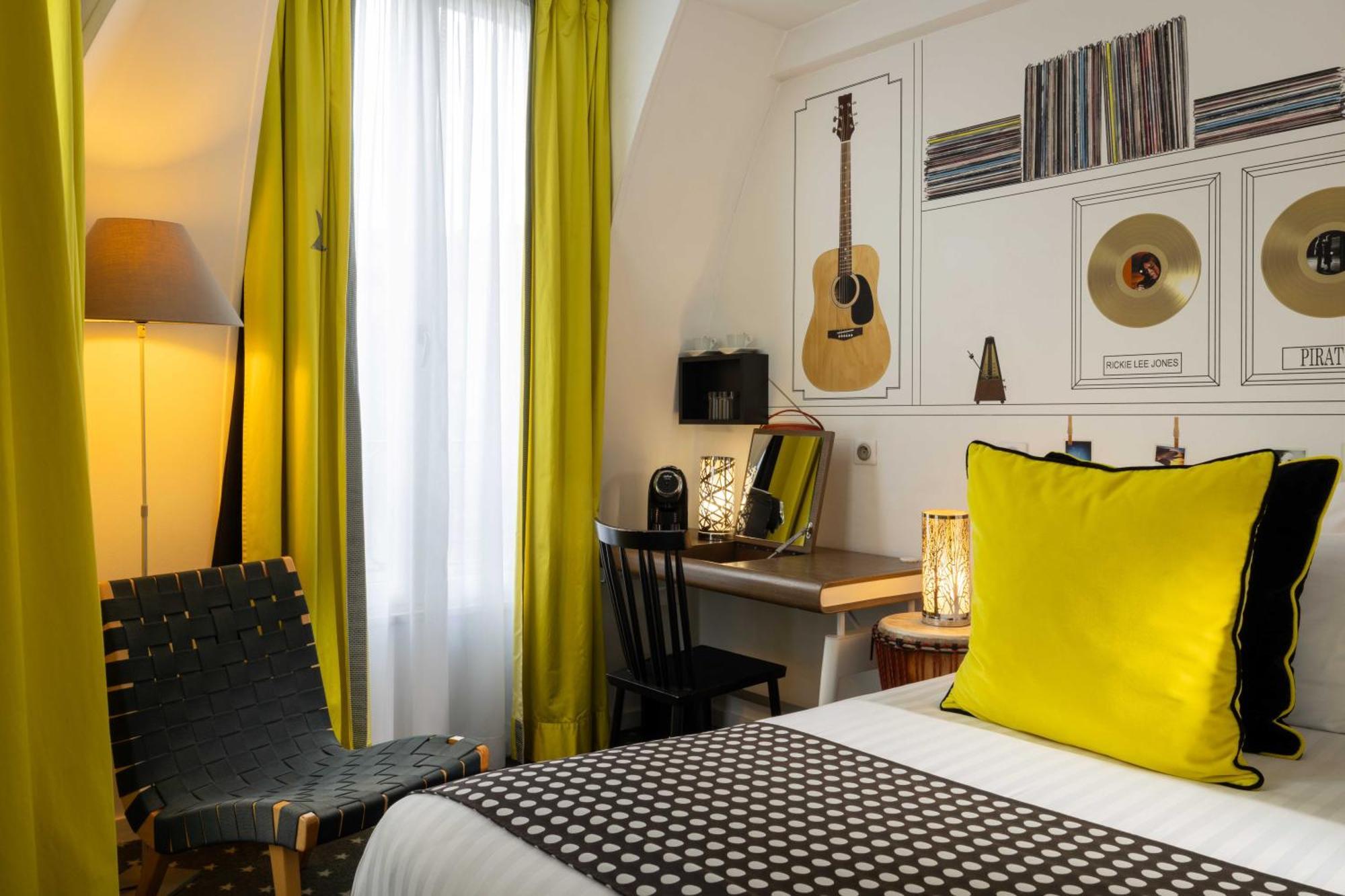 Du Triangle D'or - Proche Madeleine Hotel 3*