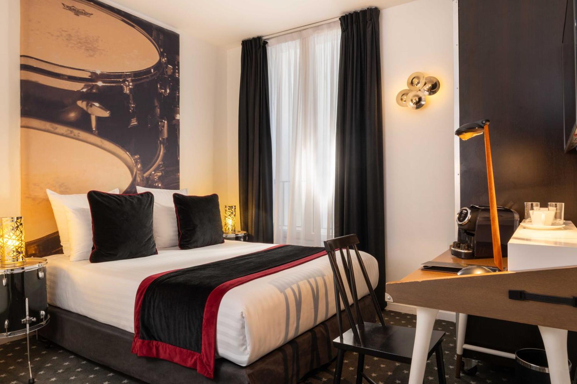 Du Triangle D'or - Proche Madeleine Hotel
